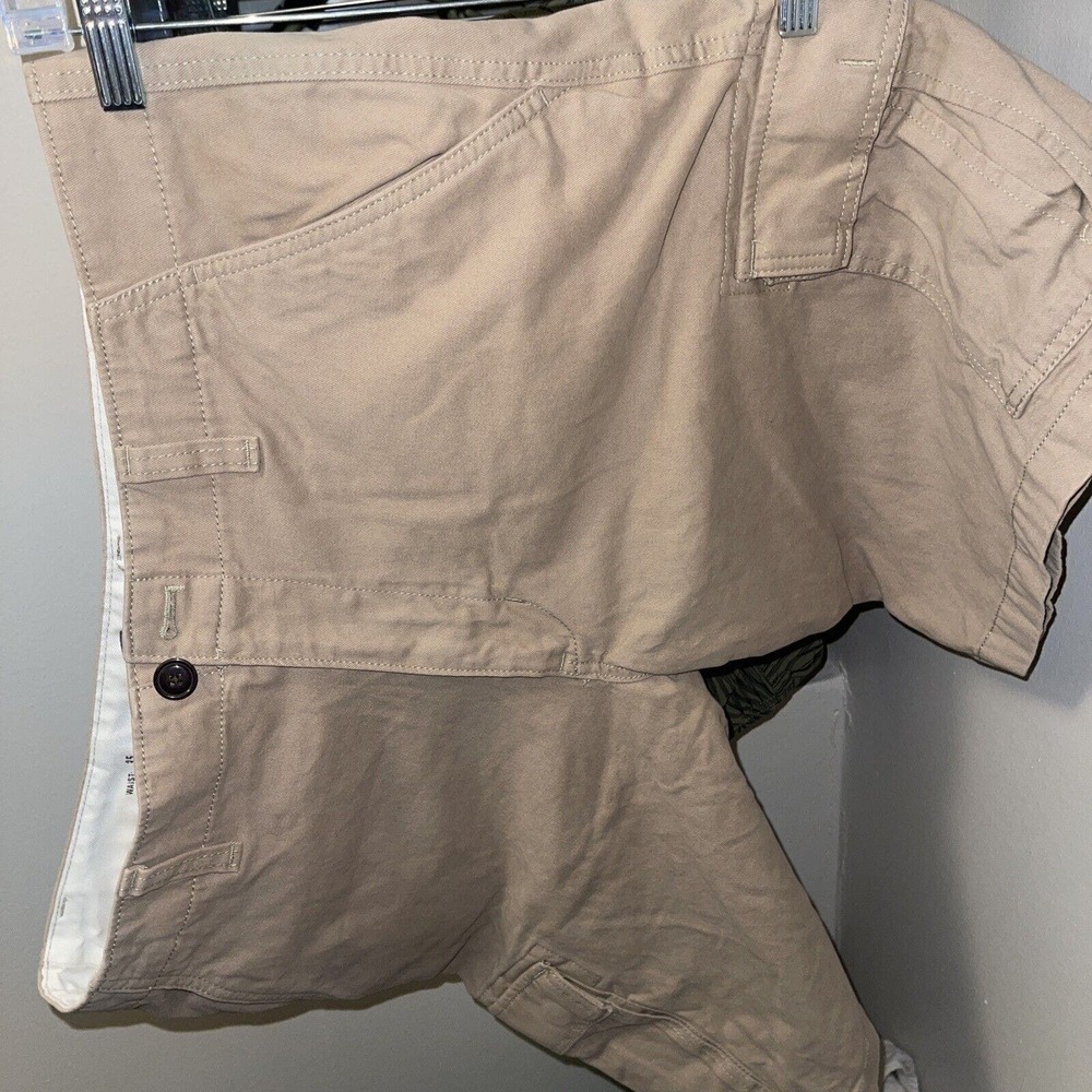 Eddie Bauer Legend Wash Shorts Size‎ 35 Brown/Tan